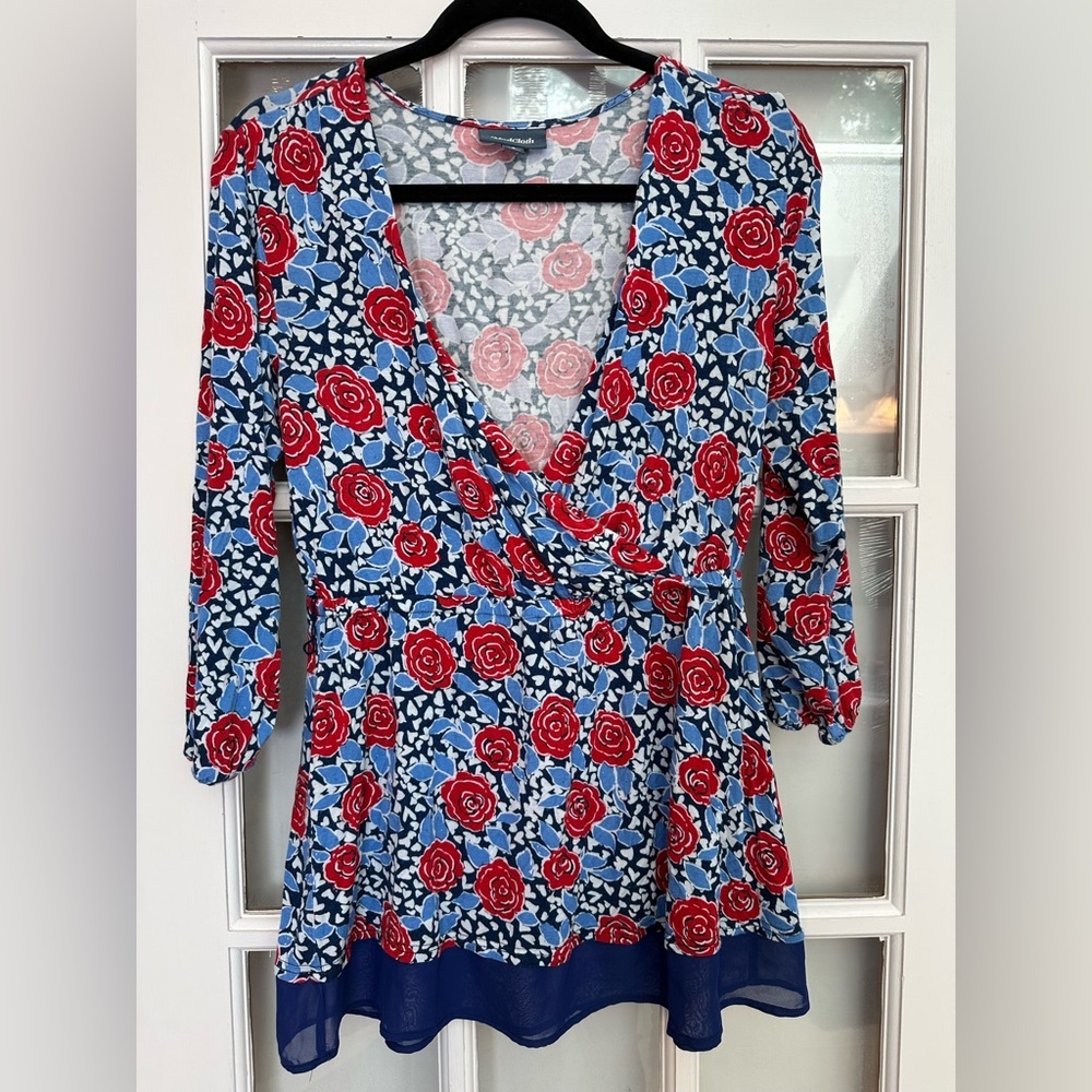ModCloth Outgoing Guidance Rose Floral Surplice Tunic V-Neck Long Sleeve Size S